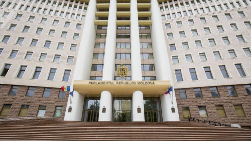 DOC// Parlamentul se modernizează. Peste 2 milioane de lei pentru videoconferințe