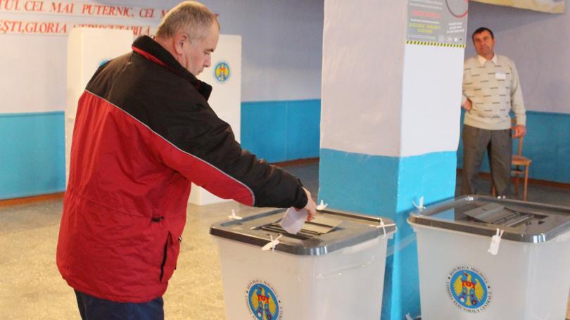 uploads/elections/2016/10/30/40(810,455).jpg